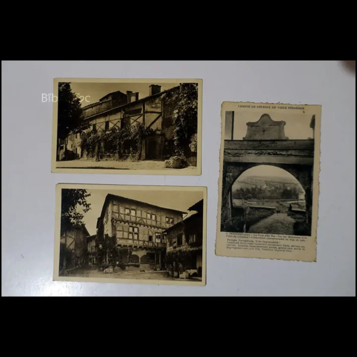 3 Cartes Pérouges Ai...   État:★★★☆☆